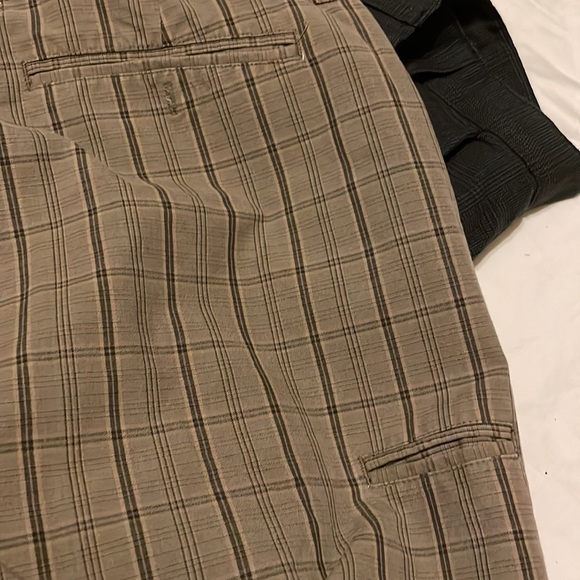 2 mens plaid shorts - Picture 6 of 6